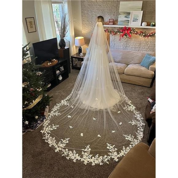 1 Tier Cathedral Flower Lace Wedding Bridal Veil With Metal Comb  For Women